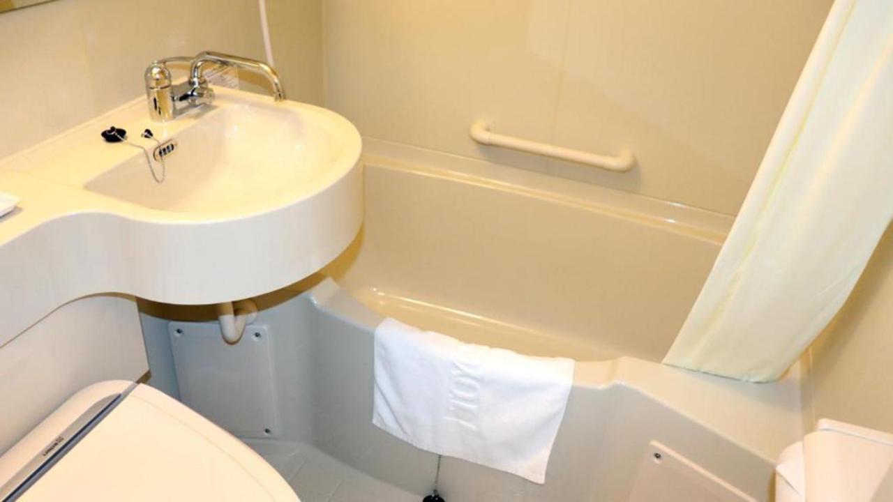 Toyoko Inn Hokkaido Shin Hakodate Hokuto Eki Minami Guchi Exterior foto